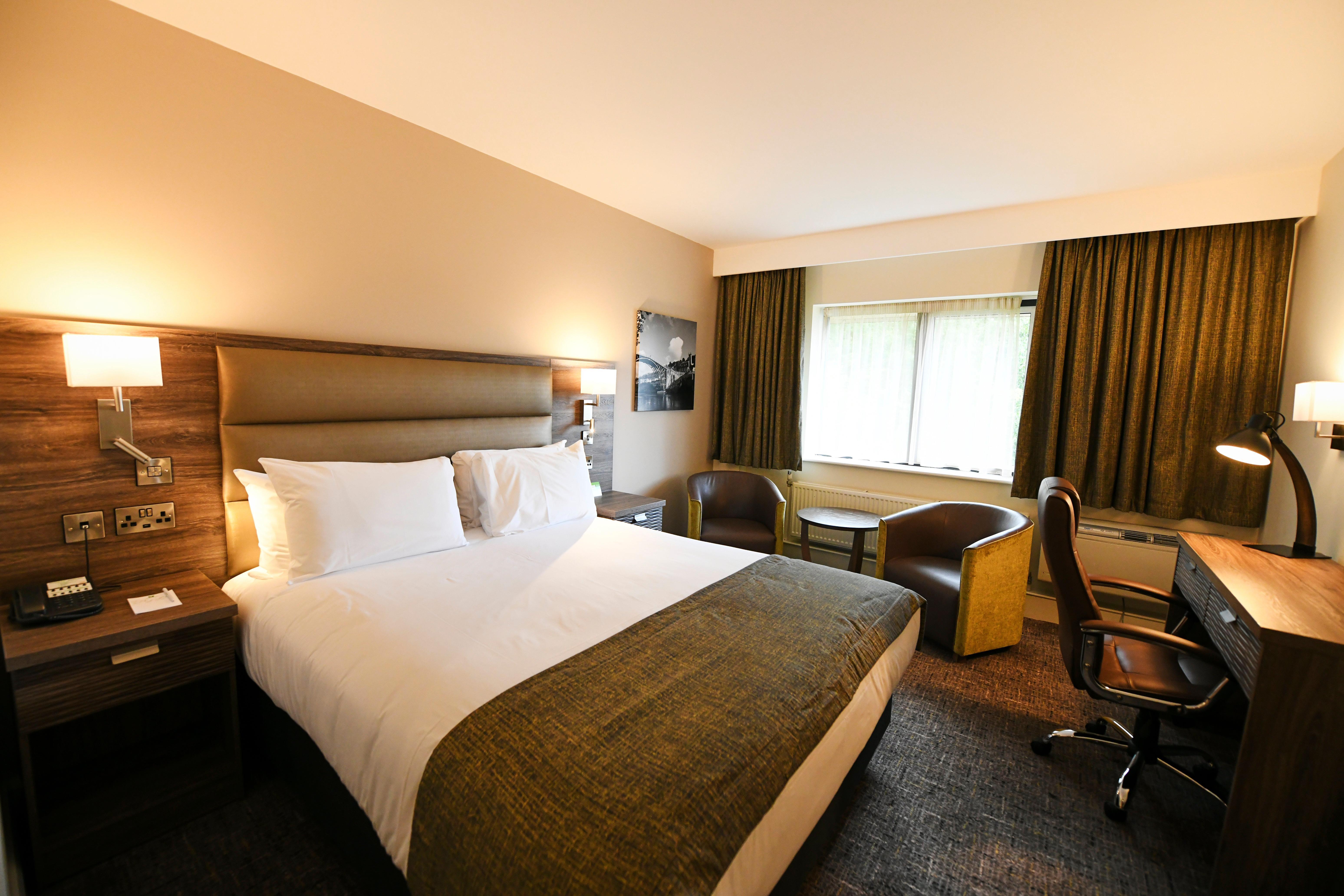 Holiday Inn Telford Ironbridge By Ihg Екстериор снимка