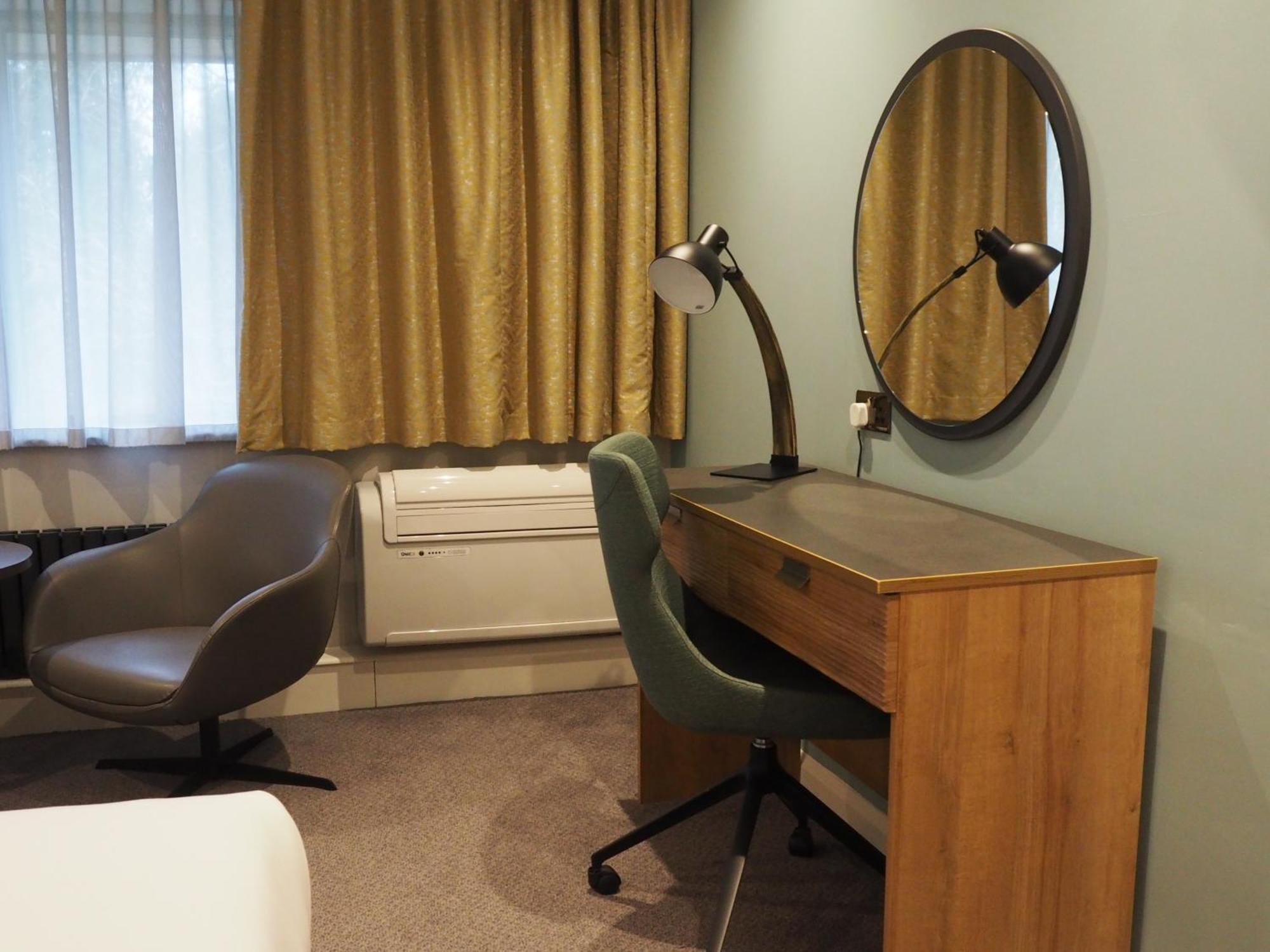 Holiday Inn Telford Ironbridge By Ihg Екстериор снимка