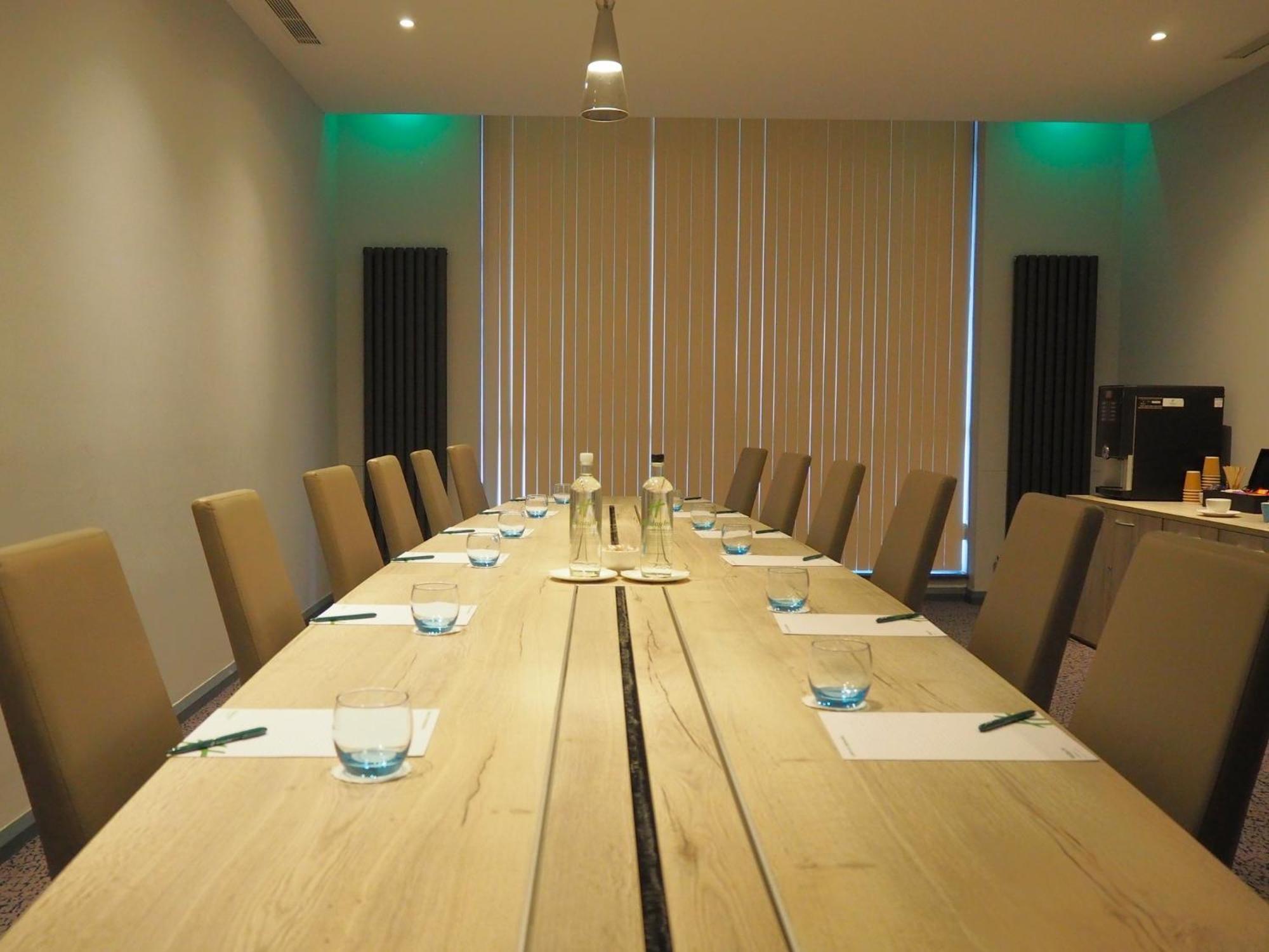 Holiday Inn Telford Ironbridge By Ihg Екстериор снимка